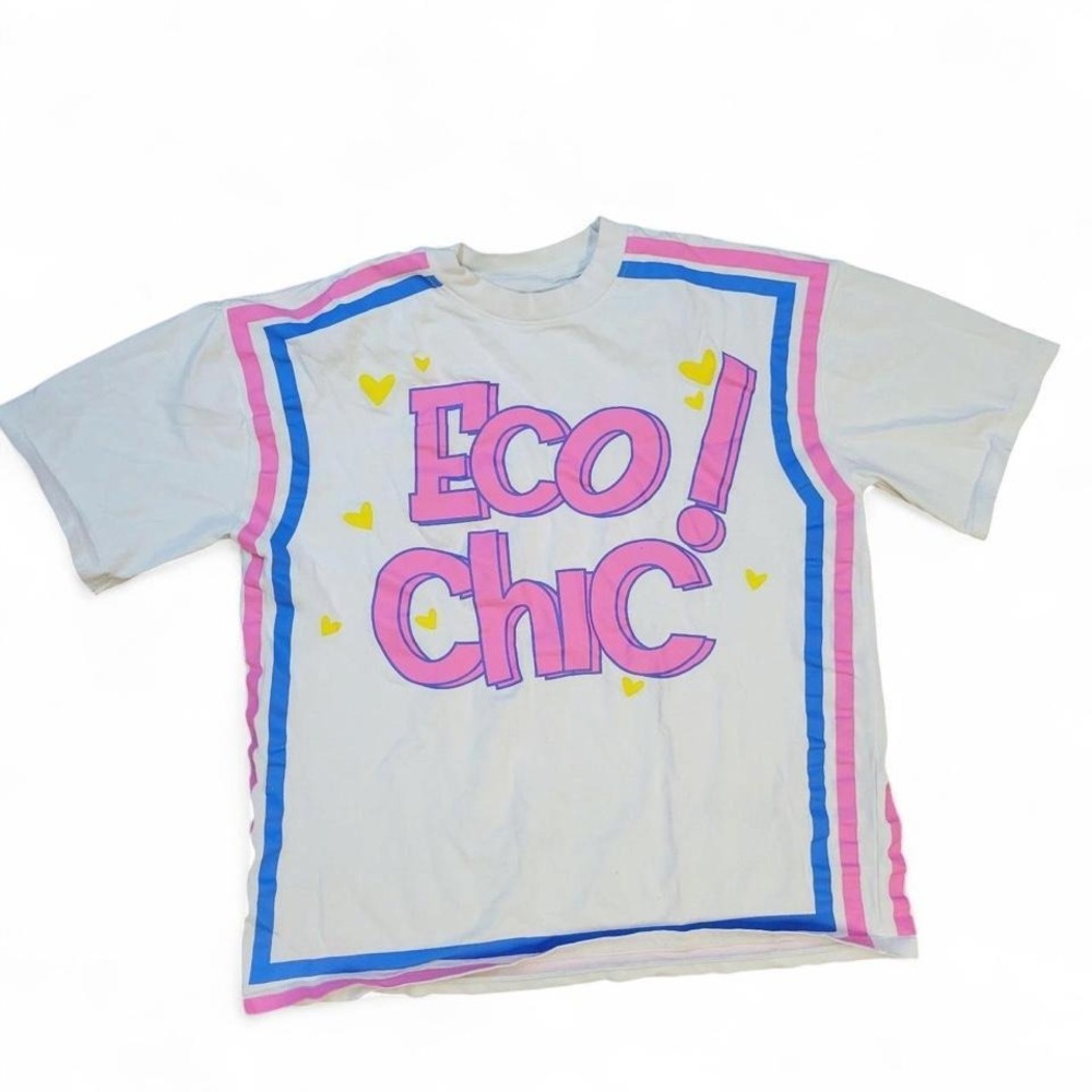 Eco Chic Studio white t-shirt Runs like Large (oversized)